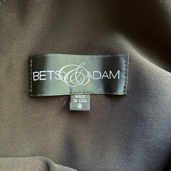 Betsy & Adam Black and White A-Line Dress with Cutout - Picture 8 of 10